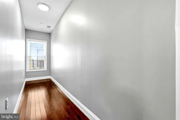 $2,600 | 1706 Massachusetts Avenue Southeast, Unit A, Washington, DC 20003