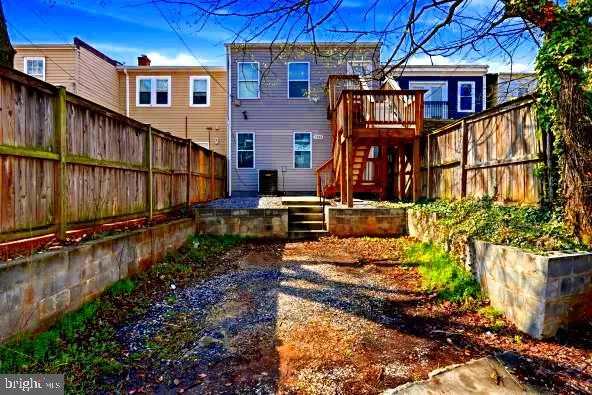 $2,600 | 1706 Massachusetts Avenue Southeast, Unit A, Washington, DC 20003