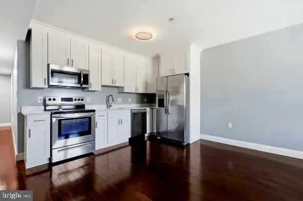 $2,600 | 1706 Massachusetts Avenue Southeast, Unit A, Washington, DC 20003