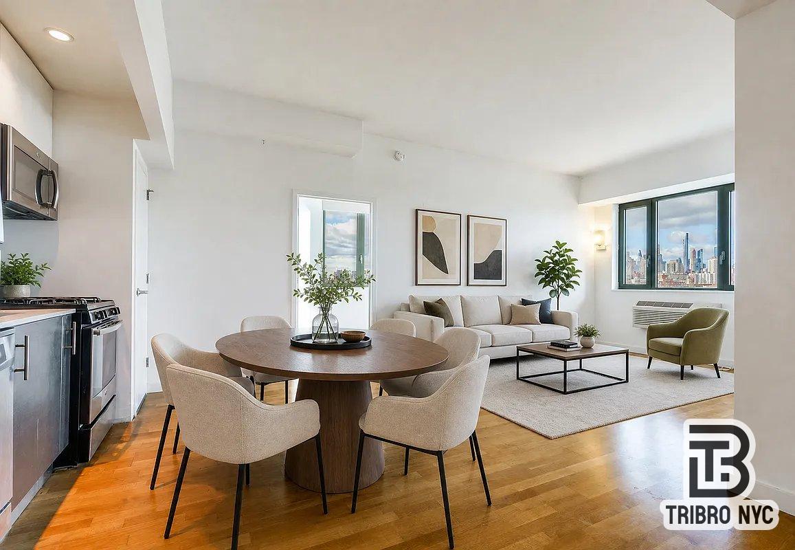 11-05 30th Road, Unit 6 Queens, NY 11102 - Photo 2 of 7 Photo 2