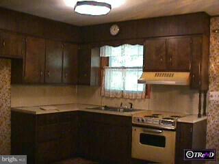 3579 Lenape Way Riegelsville, PA 18077 - Photo 4 of 6 Gallery Image 4