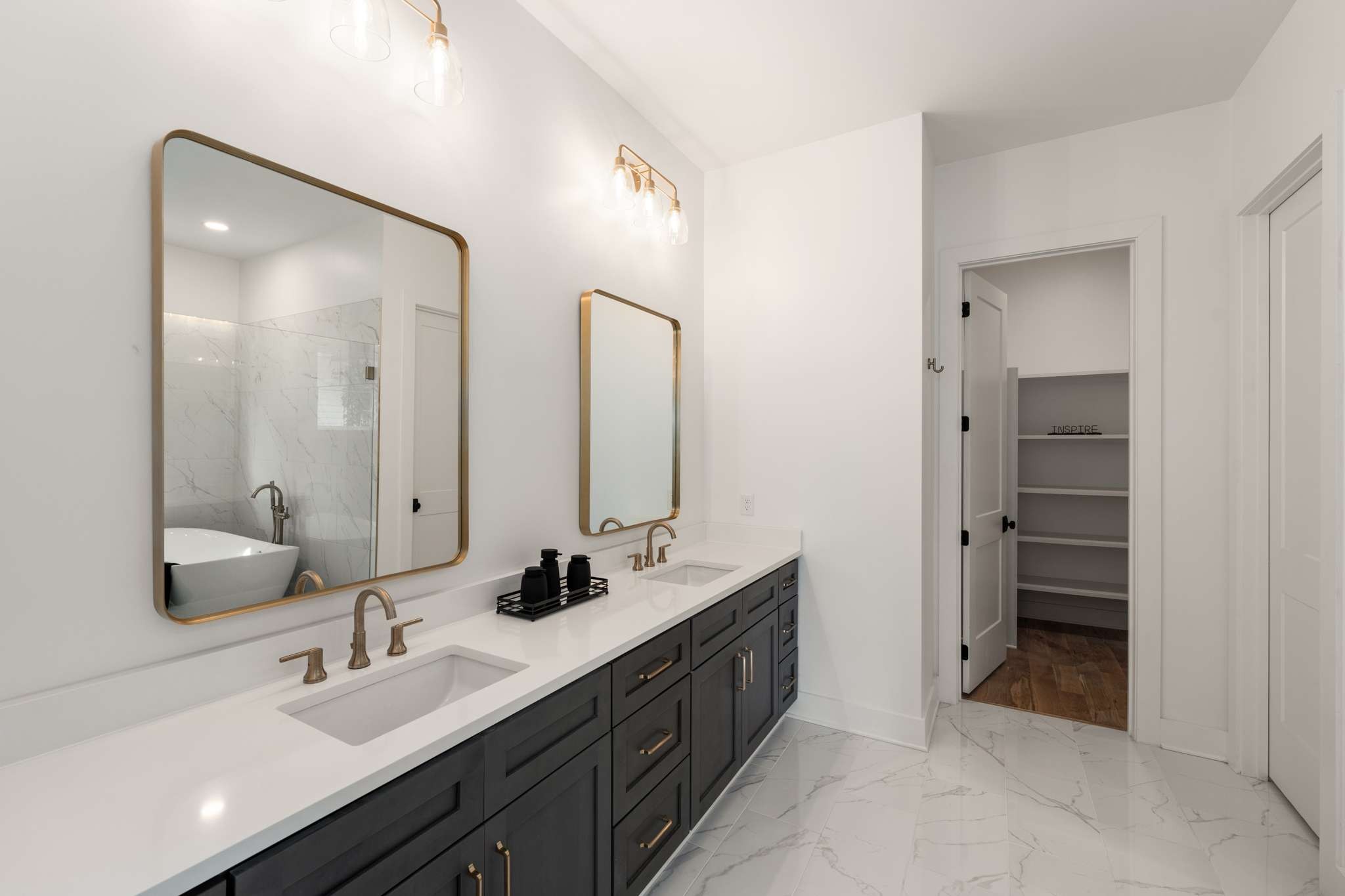 3512 Elkins Avenue Nashville, TN 37209 - Photo 19 of 36 a bathroom with a double vanity sink mirror and double