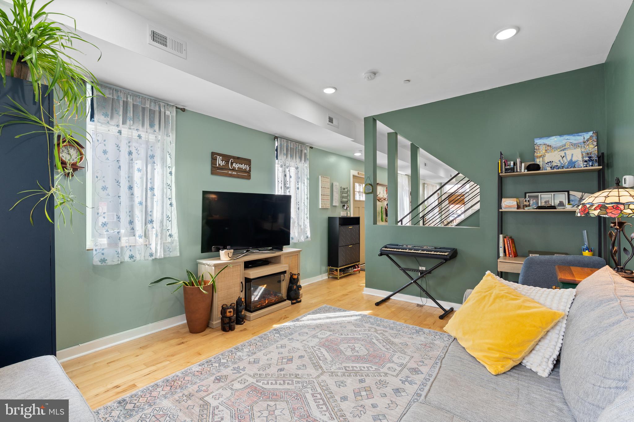 1940 South 6th Street Philadelphia, PA 19148 - Photo 5 of 46