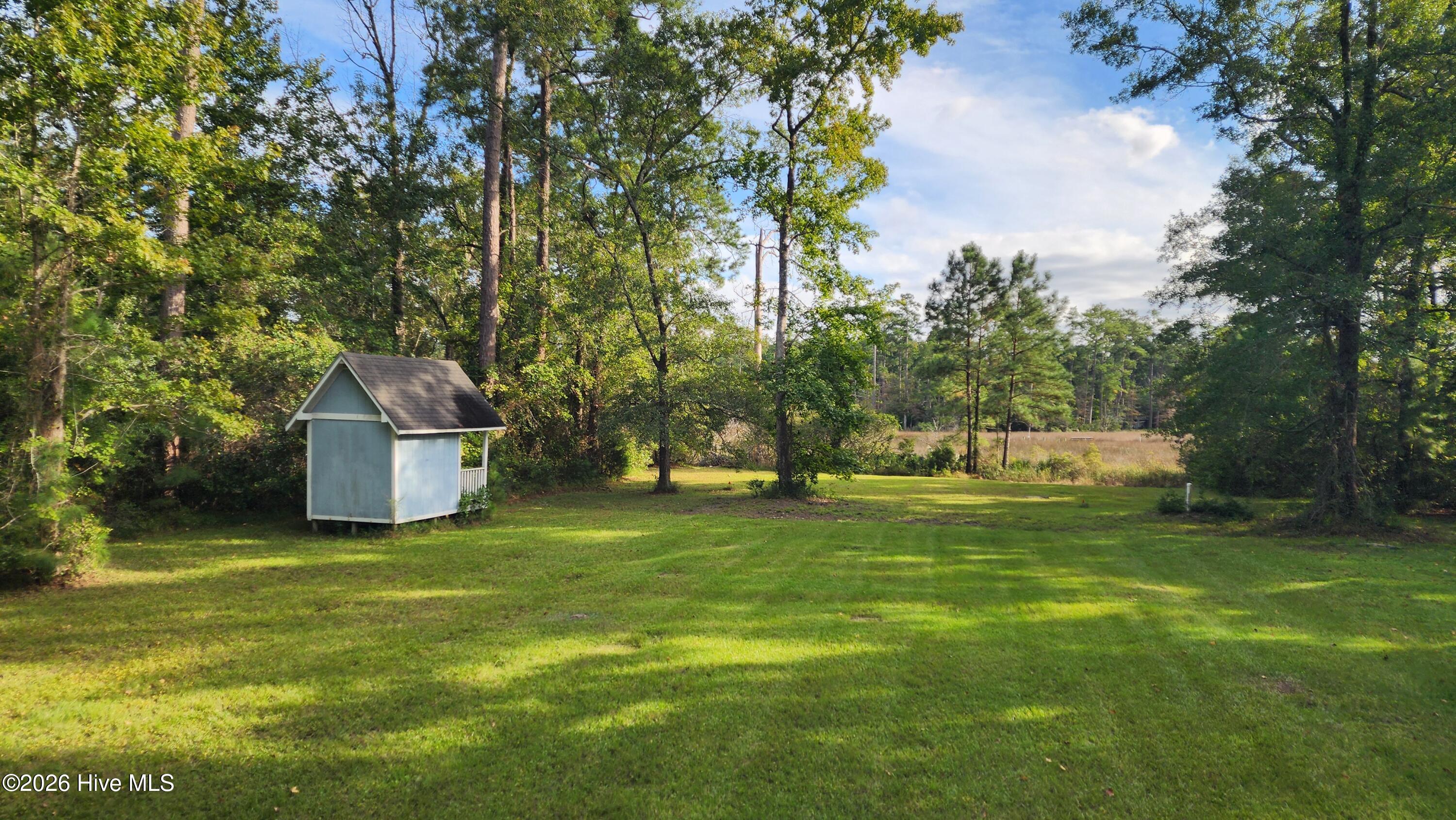 129 Cummins Creek Road Beaufort, NC 28516 - Photo 6 of 22 20251009_162517