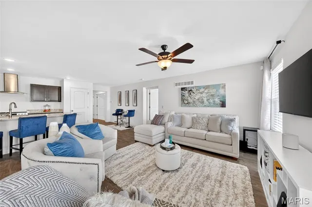 $359,900 | 1803 Rivercroft Court, O'Fallon, MO 63366