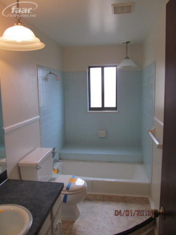 5363 Lennon Road Swartz Creek, MI 48473 - Photo 19 of 34 20349556-18.JPG