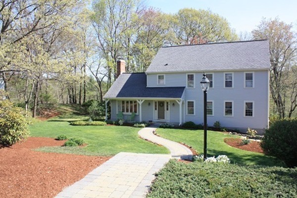 12 Crown Ridge Road Westborough, MA 01581 - Photo 3 of 30 Gallery Image 3