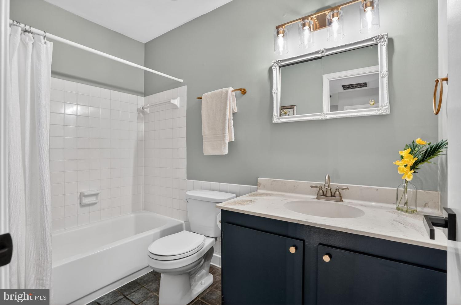 8532 Lakinhurst Lane Springfield, VA 22152 - Photo 42 of 62 Hall bath