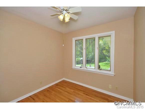 599 Walker Road Waynesville, NC 28786 - Photo 13 of 24