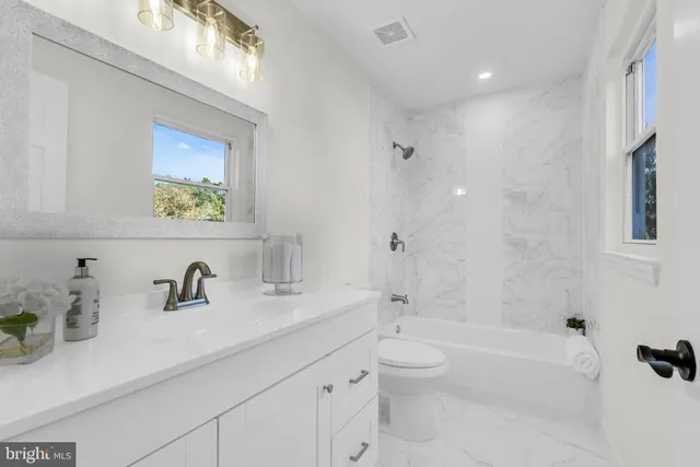 $489,900 | 45 Aberdale Lane, Sicklerville, NJ 08081