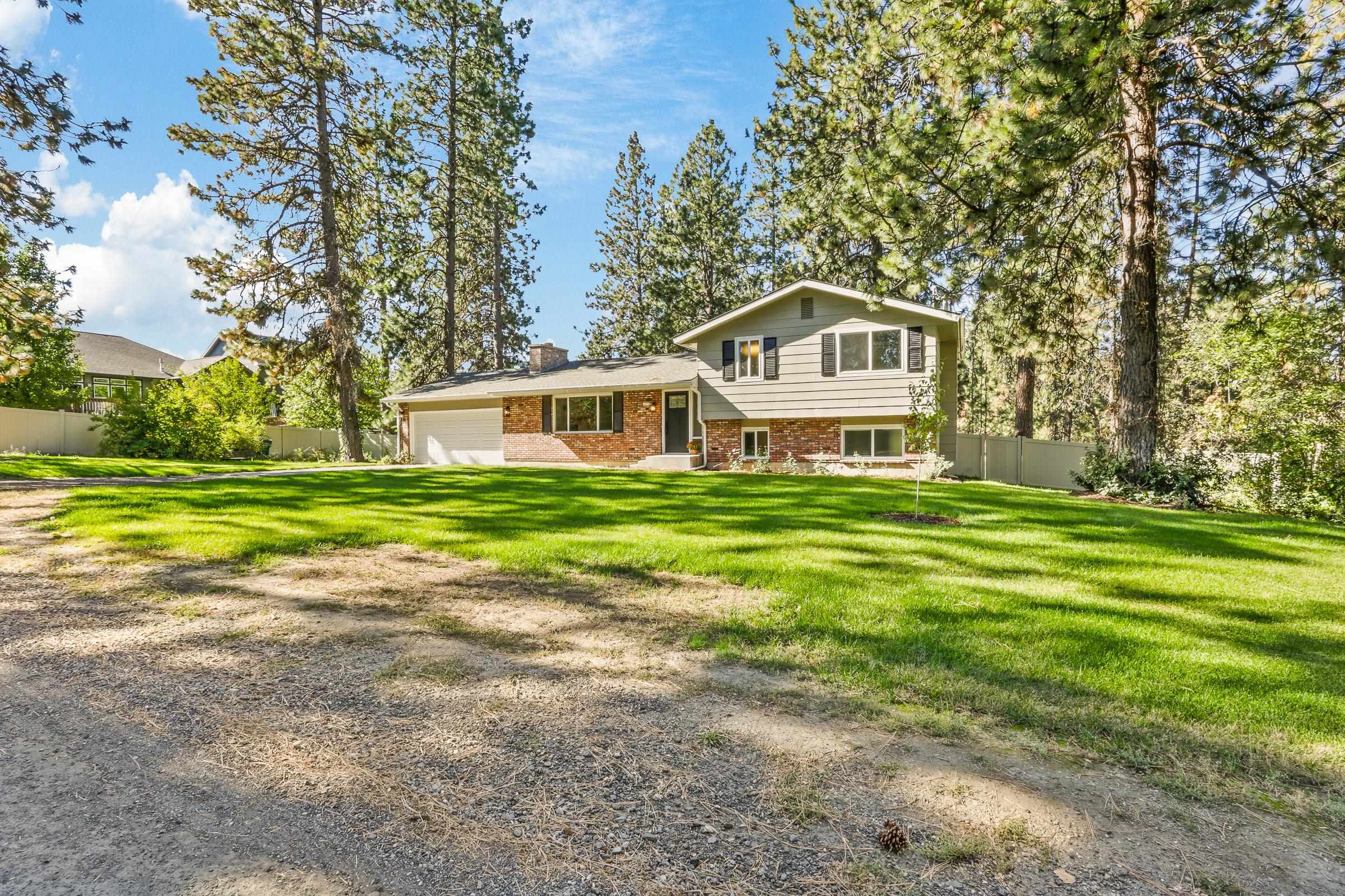 4010 South Cuba Street Spokane, WA 99223 - Photo 2 of 20