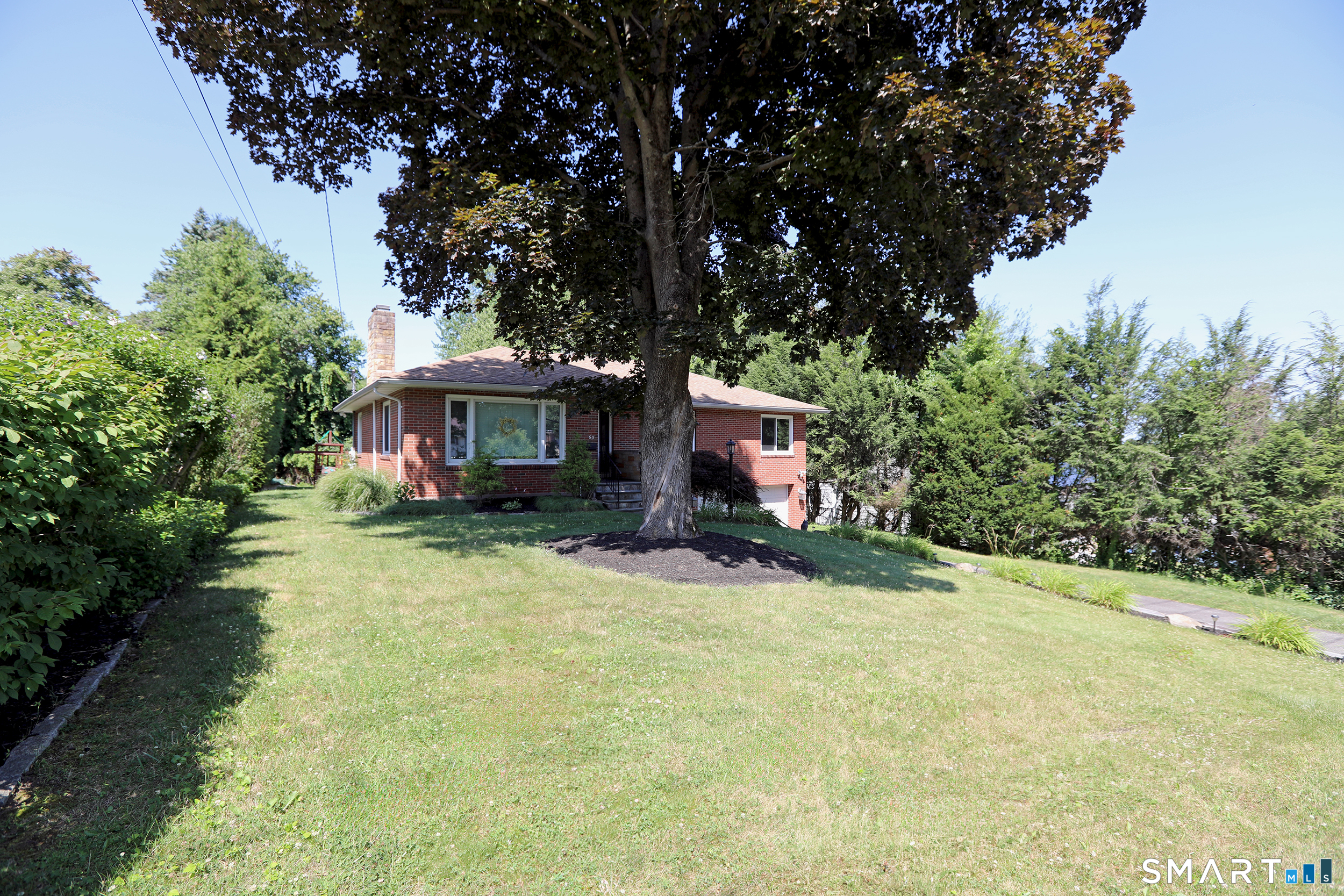 60 Ferguson Road Manchester, CT 06040 - Photo 17 of 18