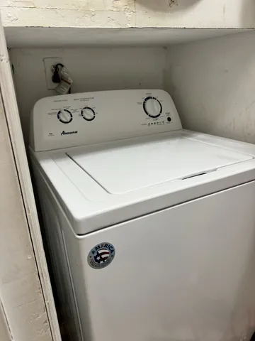 a close up view of washer and dryer