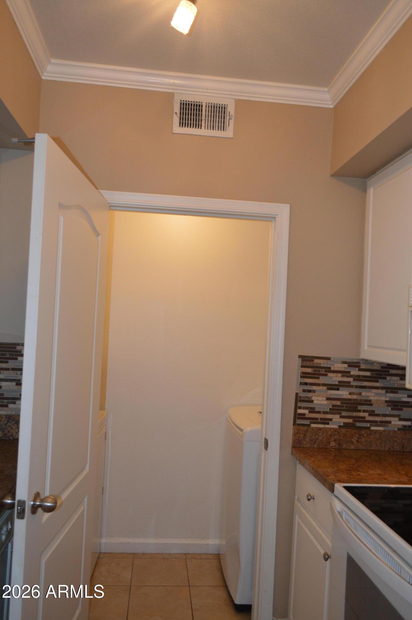 1701 East Colter Street, Unit 361 Phoenix, AZ 85016 - Photo 9 of 68 DSC_0163