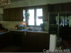 2091 Winnebago Drive Springfield, IL 62702 - Photo 4 of 4 Gallery Image 4