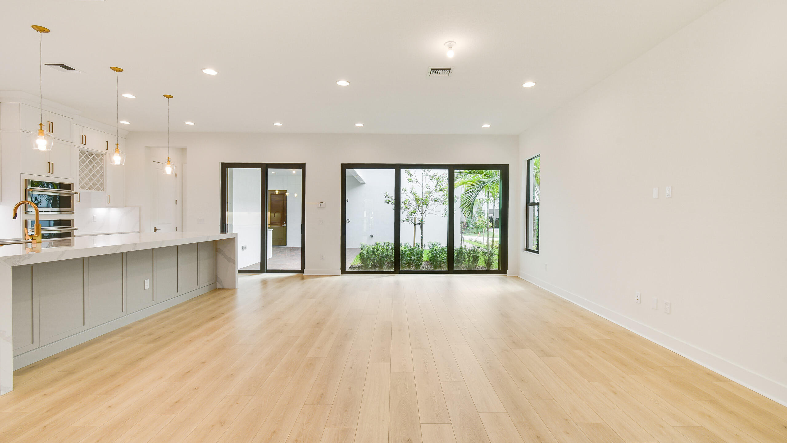 13136 Alton Road Palm Beach Gardens, FL 33418 - Photo 27 of 34 DSC_4567