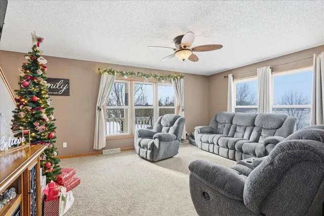 $500,000 | 1678 235th Avenue, Deer Park, WI 54007