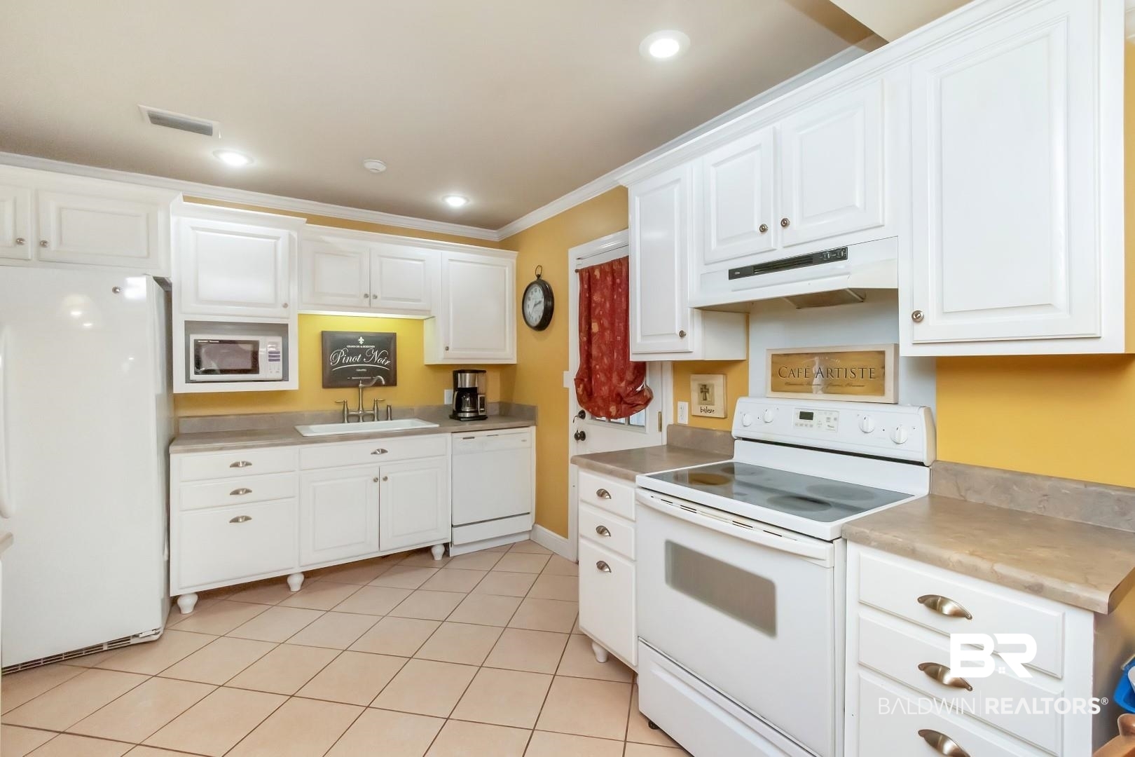 5100 Pineview Lane South Mobile, AL 36608 - Photo 6 of 31