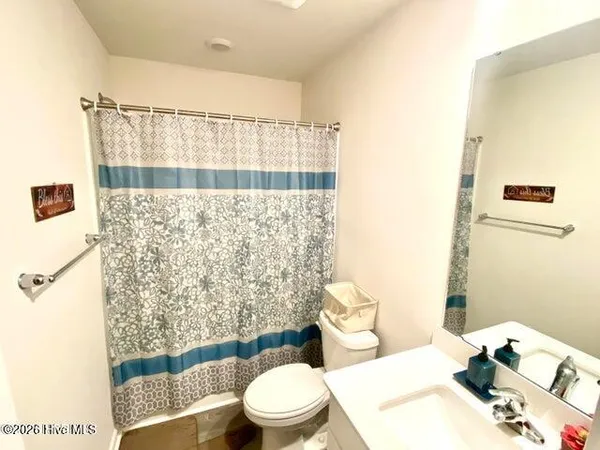 $2,300 | 4541 Sandstone Drive, Greenville, NC 27858