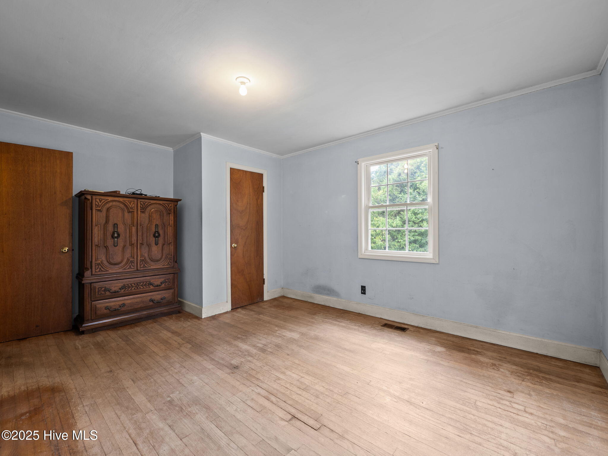 195 Queens Creek Road Swansboro, NC 28584 - Photo 28 of 40 Back bedroom