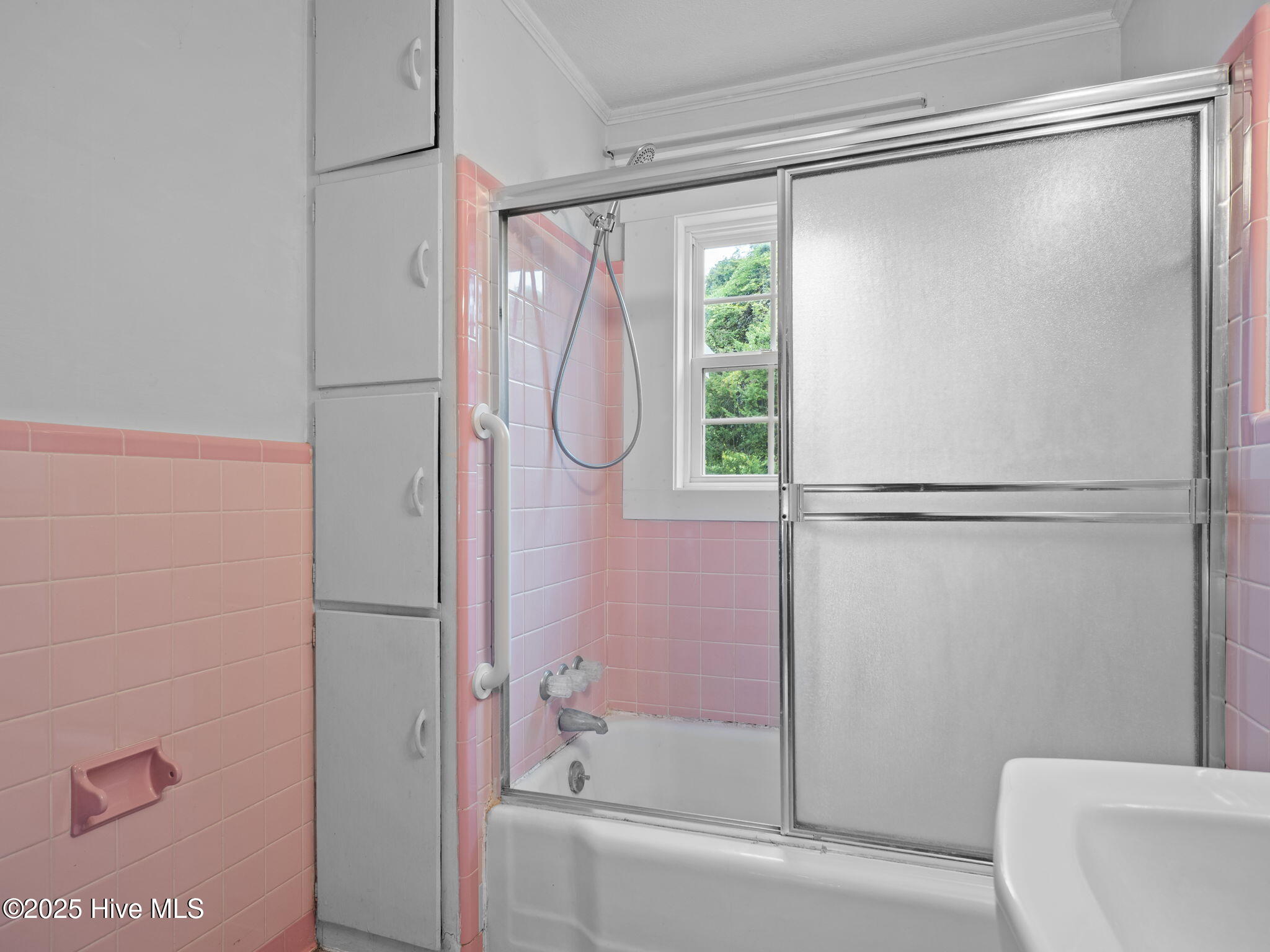 195 Queens Creek Road Swansboro, NC 28584 - Photo 30 of 40 Bathroom