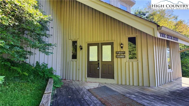 $550,000 | 297 Old Turnpike Road Northwest, Banner Elk, NC 28604