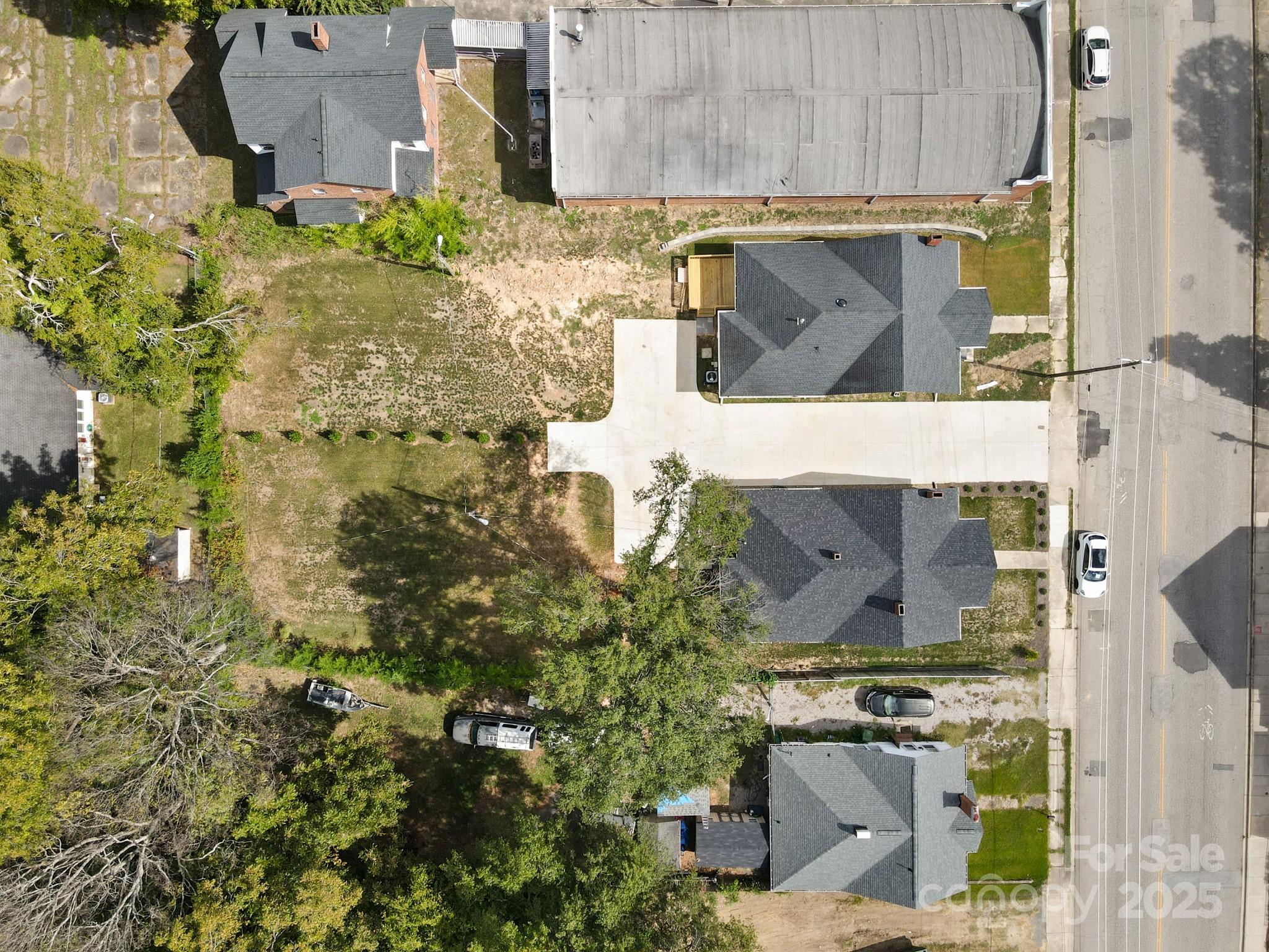 302 West Gay Street Lancaster, SC 29720 - Photo 23 of 26 a bathroom with a sink and mirror
