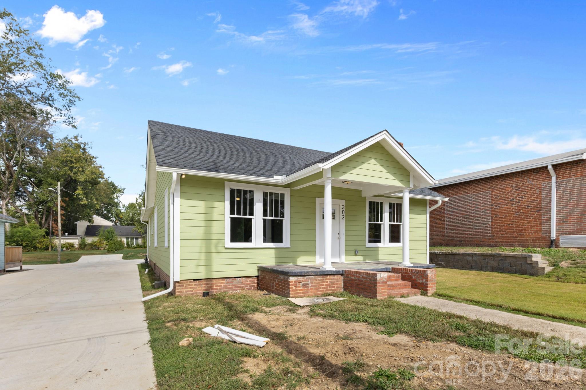 302 West Gay Street Lancaster, SC 29720 - Photo 4 of 26
