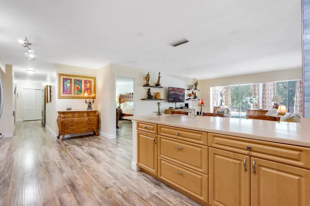 $649,900 | 300 North Hwy A1A, Unit 204A, Jupiter, FL 33477