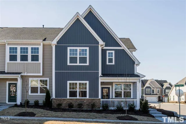 $2,350 | 1302 Farm Pond Trail, Durham, NC 27703