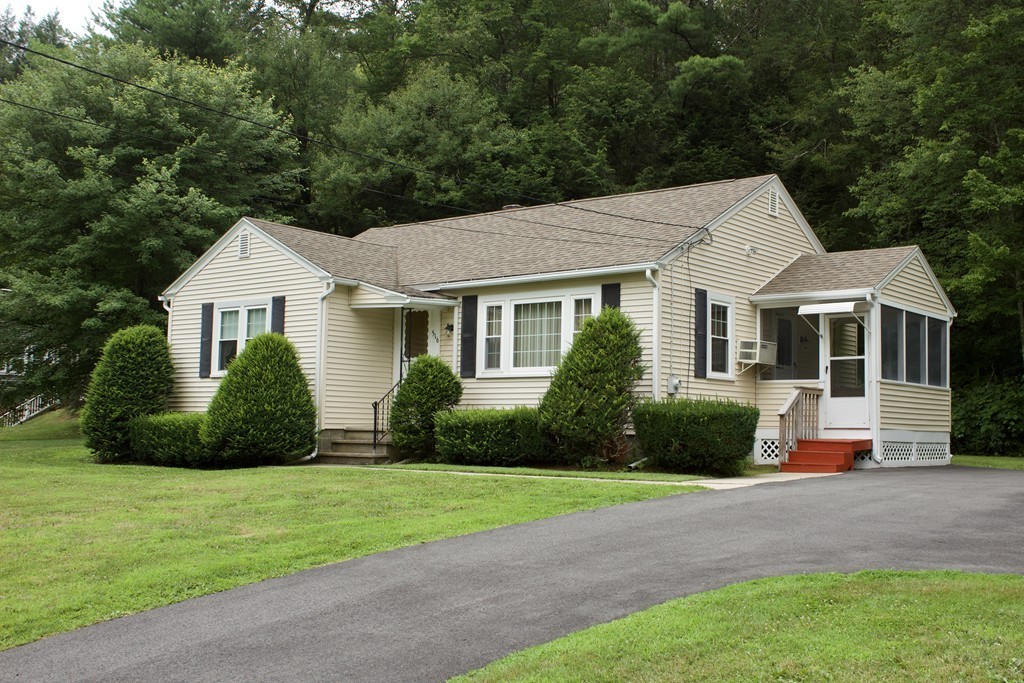 516 Worcester Road Barre, MA 01005 - Photo 2 of 20
