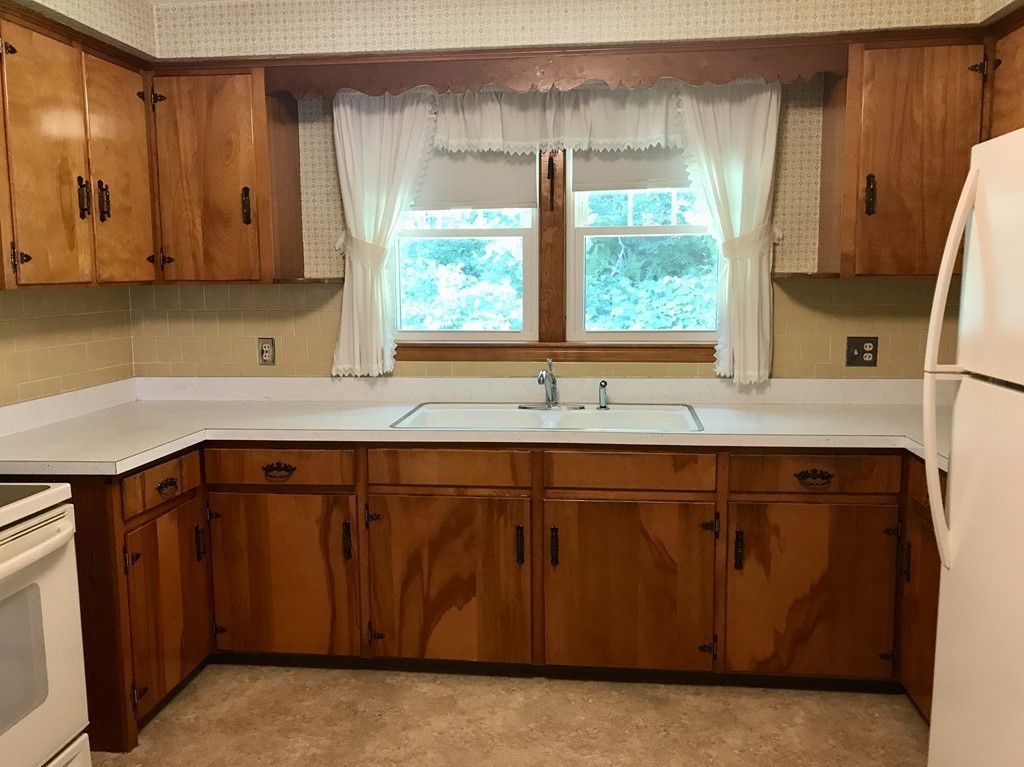 516 Worcester Road Barre, MA 01005 - Photo 10 of 20