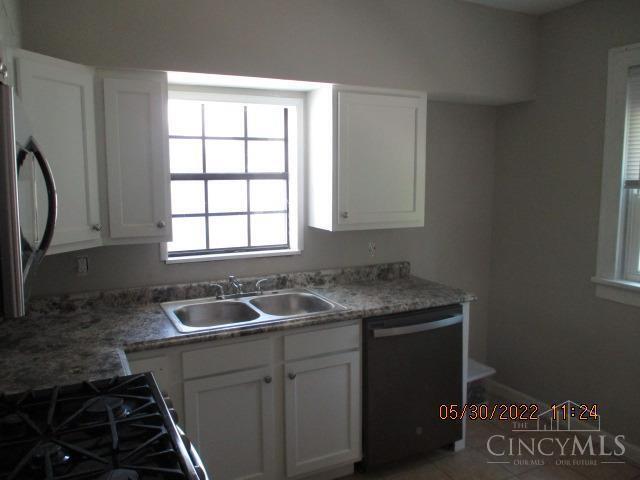 18 Ridgeway Road Cincinnati, OH 45216 - Photo 2 of 12