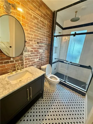 $2,500 | 706 Gloucester Street, Unit A, Brunswick, GA 31520