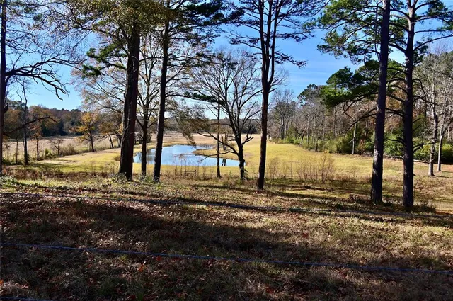 $532,000 | 5730 Farm To Market Road 323, Palestine, TX 75801