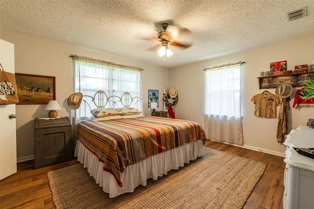 $532,000 | 5730 Farm To Market Road 323, Palestine, TX 75801