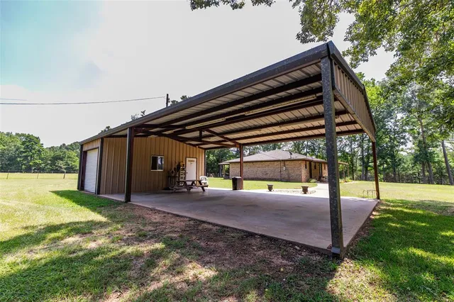 $532,000 | 5730 Farm To Market Road 323, Palestine, TX 75801