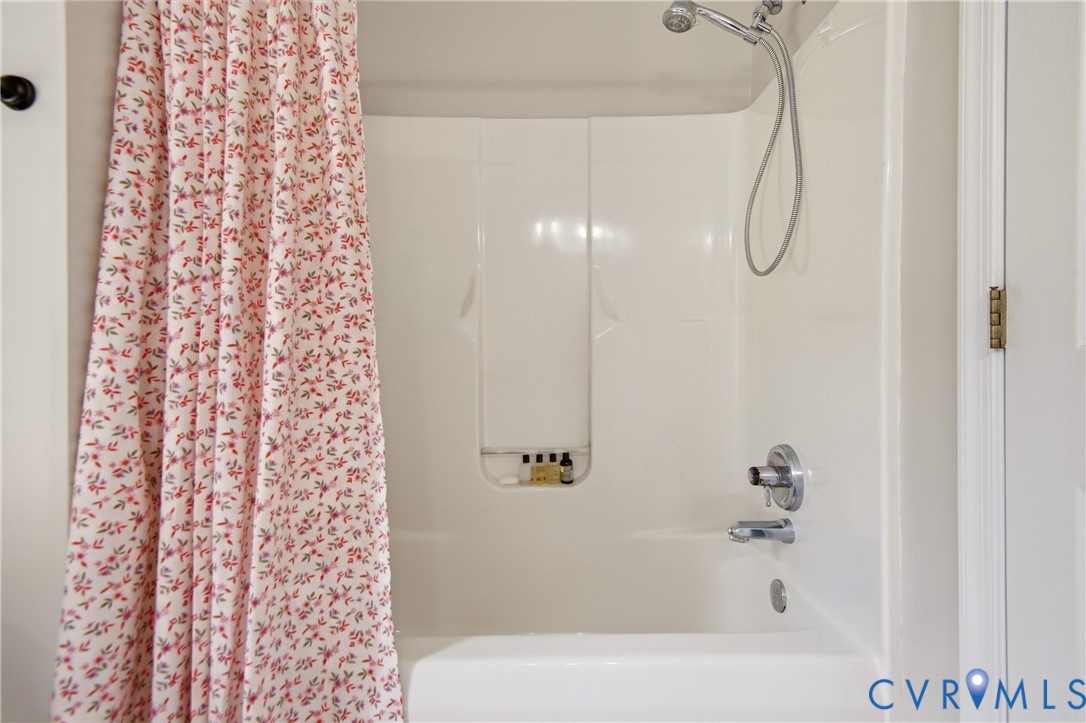 13331 Walke Pointe Way Chesterfield, VA 23832 - Photo 38 of 55