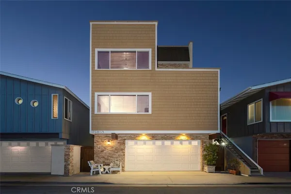 $2,399,000 | 17081 5th Street, Sunset Beach, CA 90742
