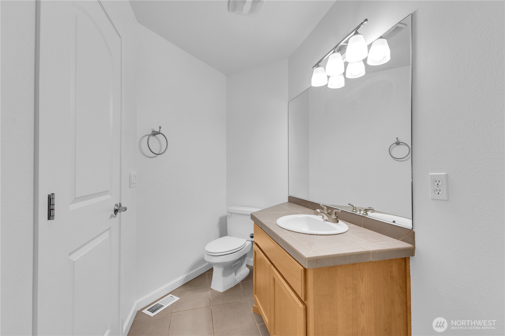415 Pasco Place Northeast Renton, WA 98059 - Photo 16 of 30 Gallery Image 16