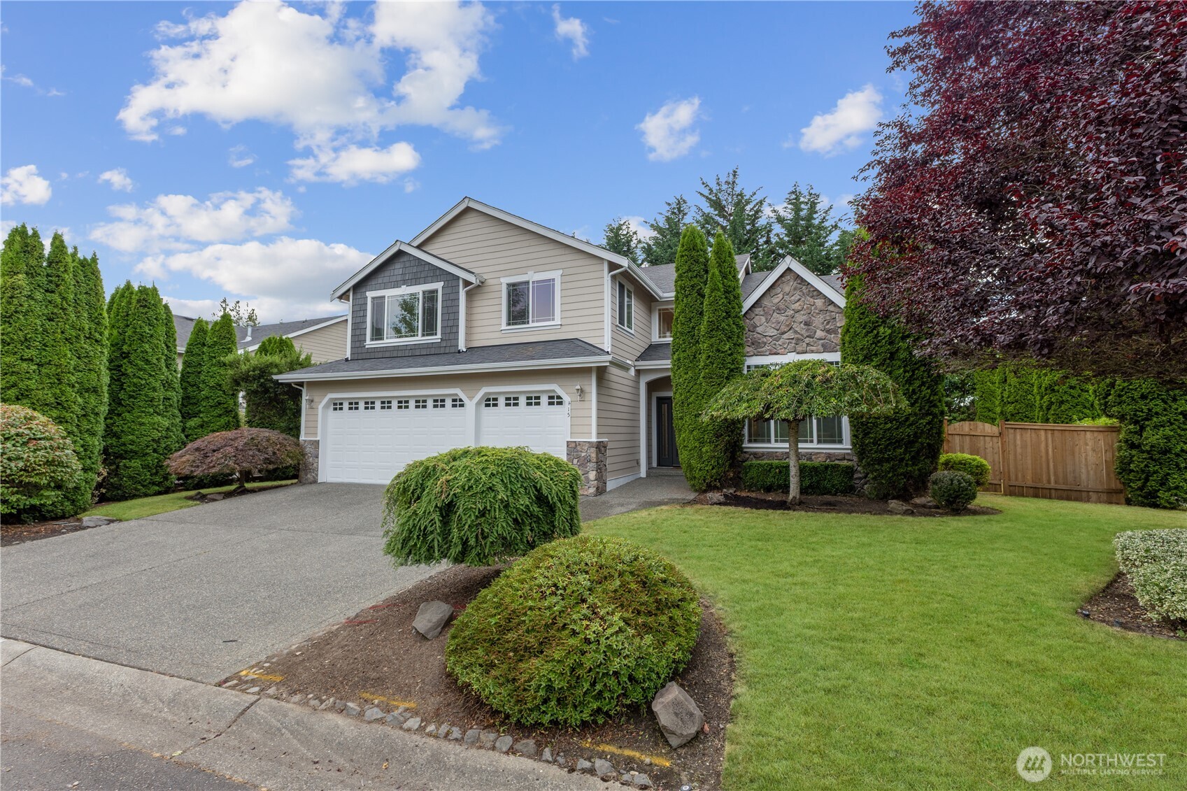 415 Pasco Place Northeast Renton, WA 98059 - Photo 2 of 30 Gallery Image 2