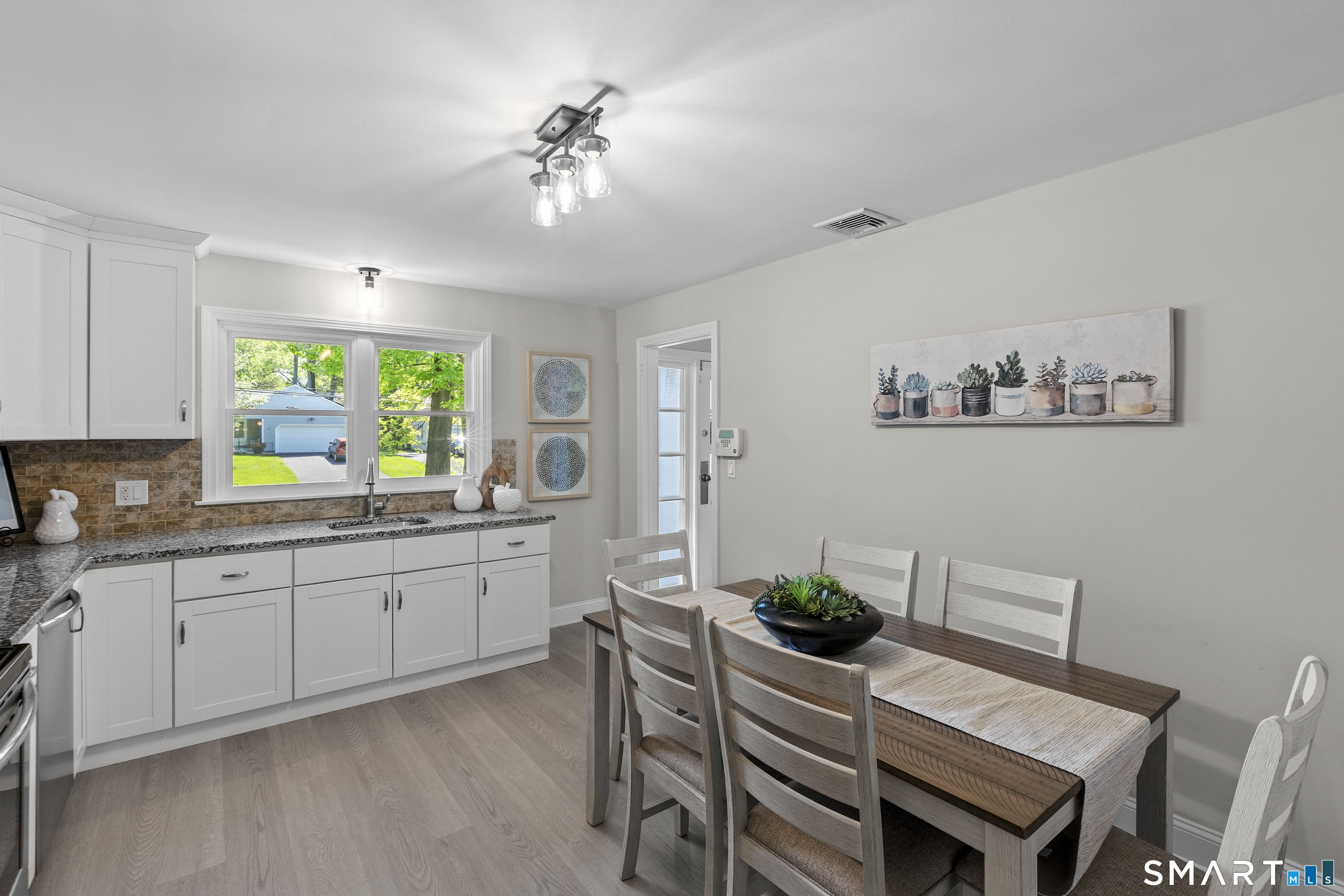 25 Miamis Road West Hartford, CT 06117 - Photo 18 of 38