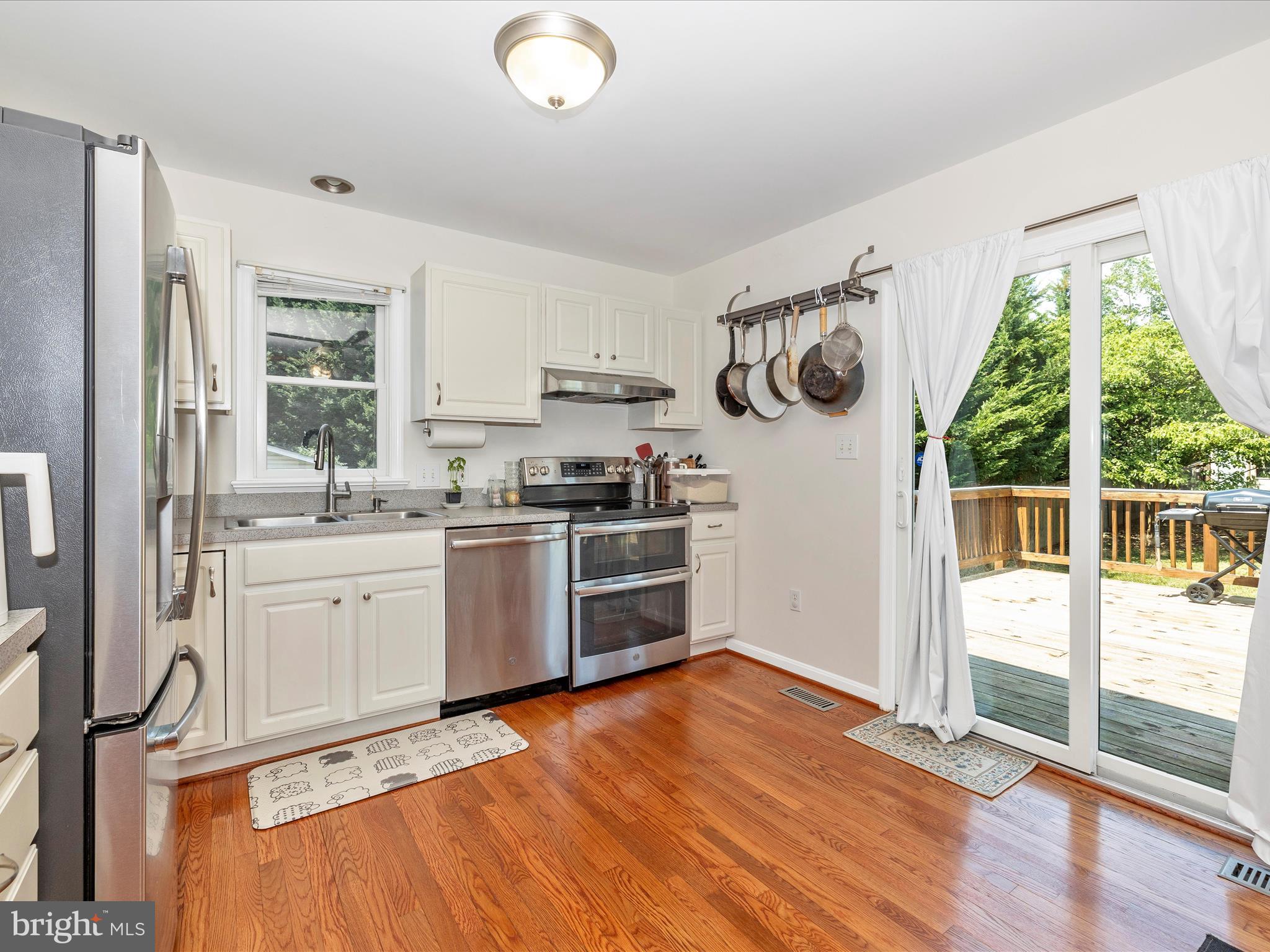 3860 Clay Street Point of Rocks, MD 21777 - Photo 13 of 58 Kitchen
