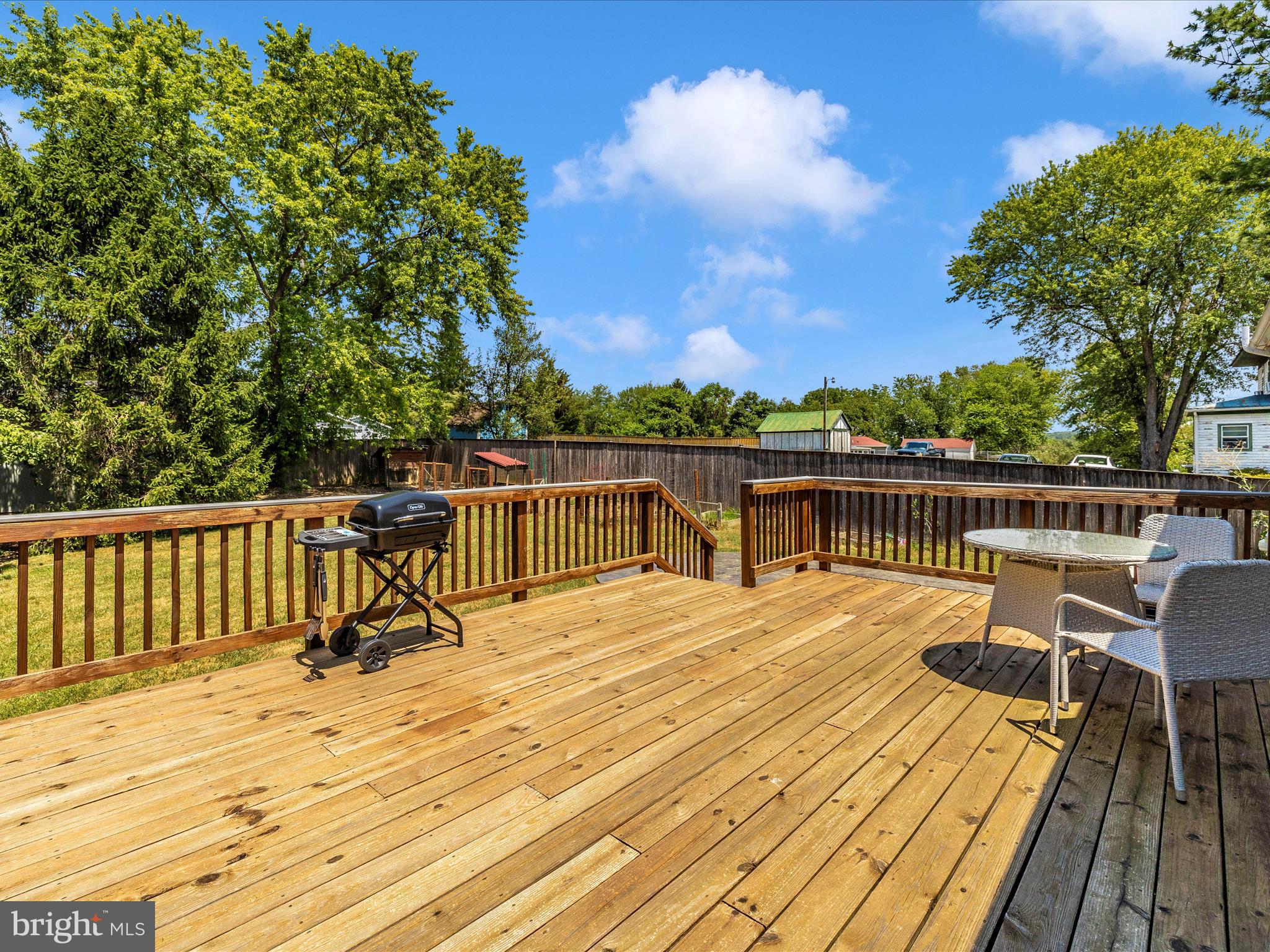 3860 Clay Street Point of Rocks, MD 21777 - Photo 3 of 58 Exterior Deck