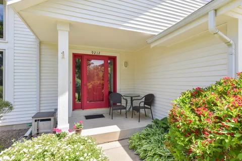 $479,900 | 9212 South 41st Street, Franklin, WI 53132