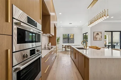 $1,599,999 | 810 West Braddock Street, Tampa, FL 33603