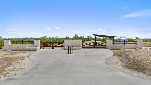 $436,800 | 1 Skyline Drive, Blanco, TX 78606