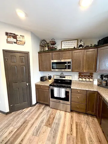 $750,000 | 50742 Co Highway 53, Perham, MN 56573