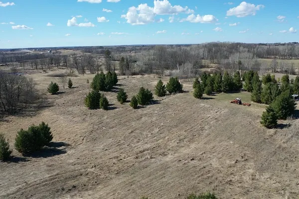 $750,000 | 50742 Co Highway 53, Perham, MN 56573