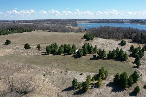 $750,000 | 50742 Co Highway 53, Perham, MN 56573